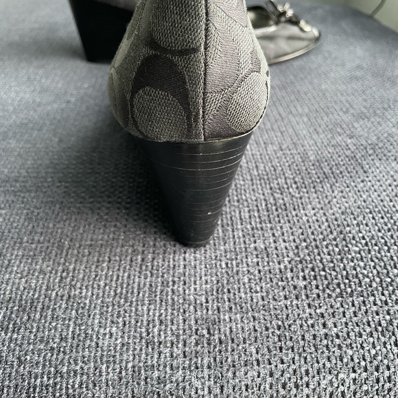 Women’s Coach Wedge Shoes Size 9 - Picture 6 of 6
